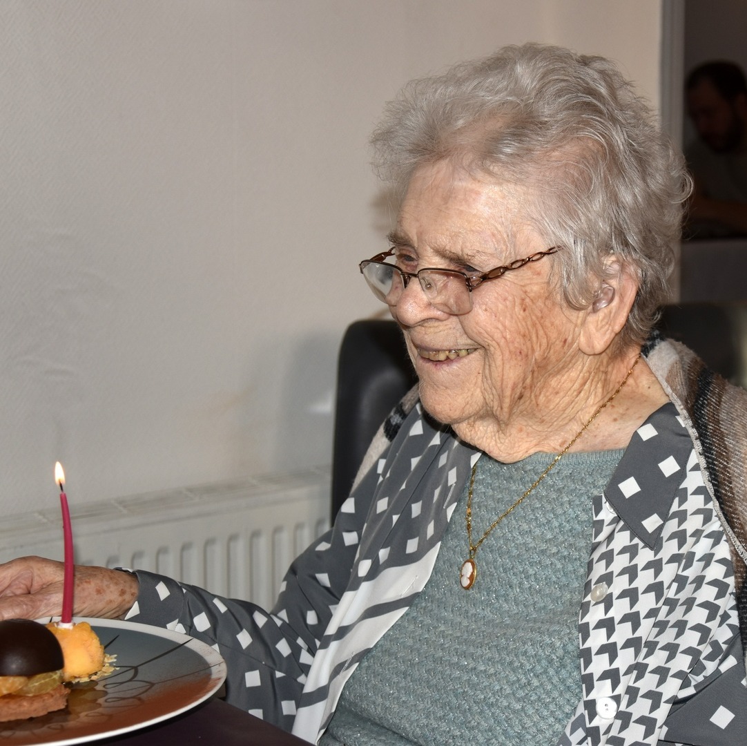 Photo de Bernadette Ernestine Albertine PALLUEL